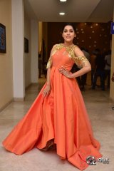 Rashmi Gautam At Next Nuvve Movie Audio Launch